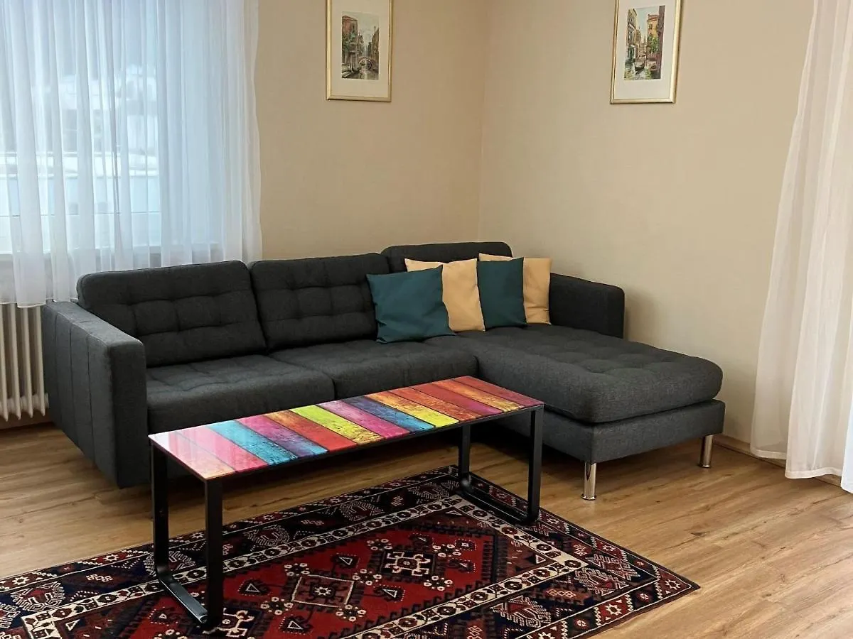 Holiday Flat, Axams contacts